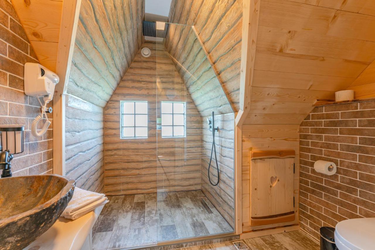 Cabane De Poveste Bran  Exteriör bild